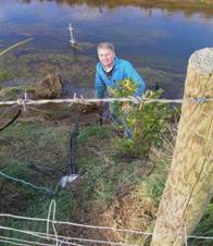 Data flow: water from the upstream and downstream farm boundary is pumped along 2km of pipes to the instrument shed.